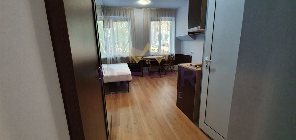 Дава се под наем Едностаен апартамент в Варна, Чаталджа - 20 кв.м за 306 € - Снимка #1