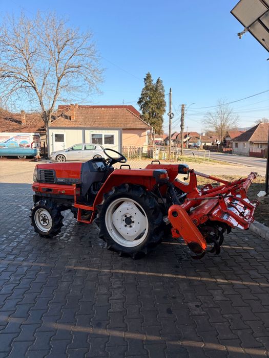 Vând tractor Japonez Kubota GL 24
