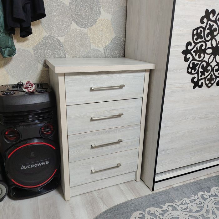 Камод астана, тумба в подарок