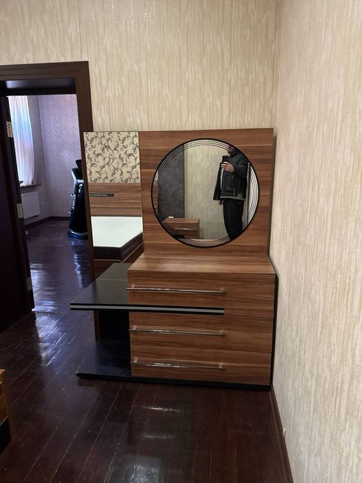 Продается Спальный гарнитур