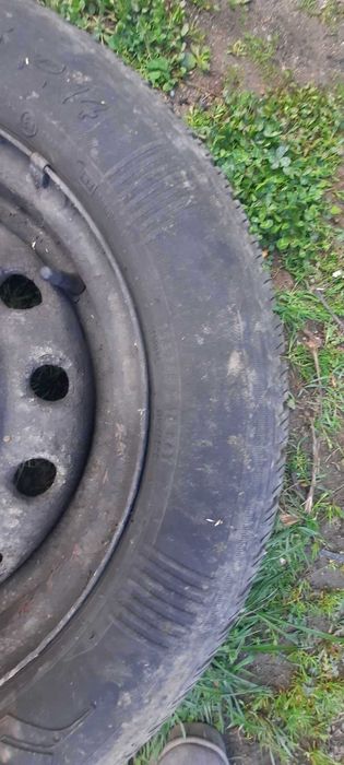 летни гуми с джанти 185/65 R14 - четири броя