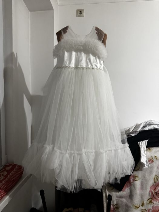 Ақ көйлек сатылады турецкий