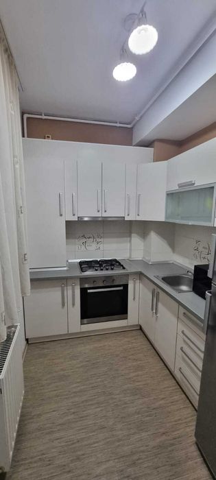 Apartament de inchiriat cu o camera și nisă de dormitor, situat in cartierul Aurel Vlaicu - aRed - UTA Arad — fotografia 3