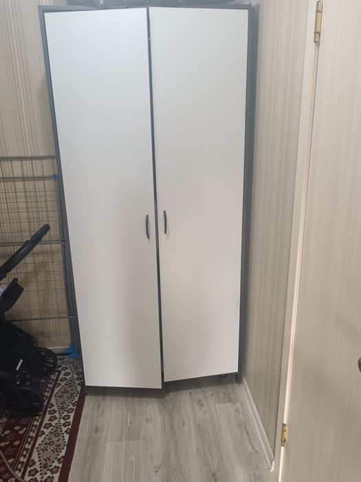 Продам шифонер, комод и холодильник