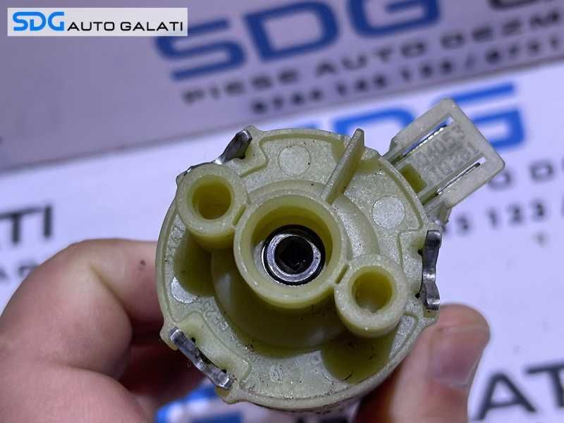 Motoras Reglaj Inaltime Sus Jos Scaun Pasager Dreapta Fata Electric Audi A4 B7 2005 - 2008 Cod 3B0959762A