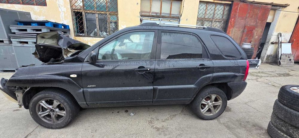 Dezmembrez Kia Sportage 4x4 2.0 CRDI cod motor D4EA euro 4an 2007