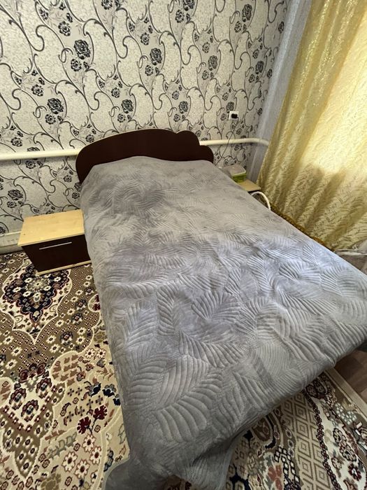Продам спальный гарнитур