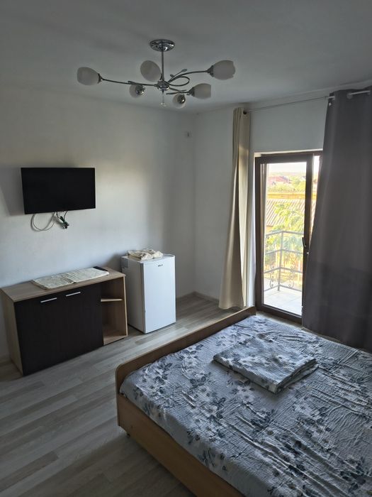 Camere cu baie proprie in localitatea Tuzla