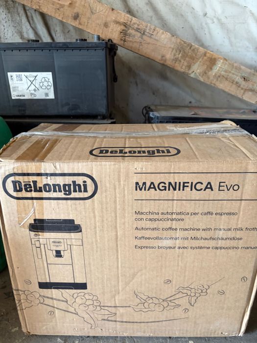 Кафемашина DeLonghi Magnifica Evo
