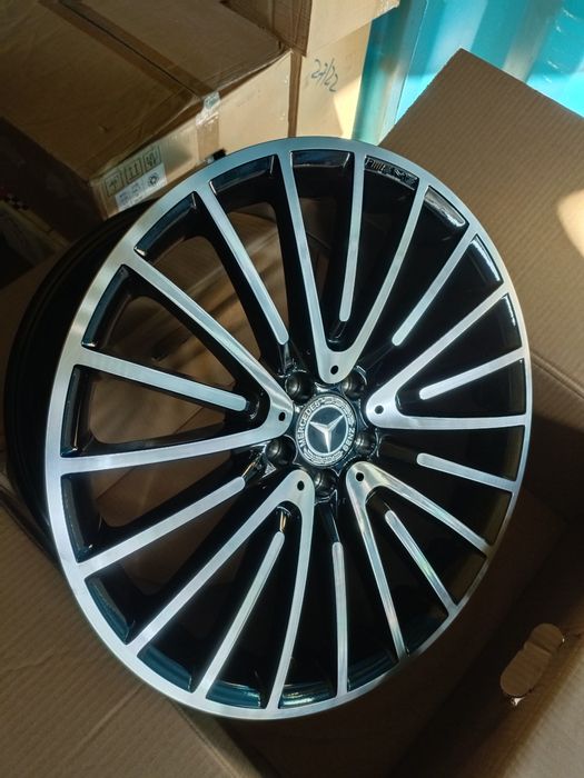 Мерс  ,21е  223 спицы. Amg разноширокиеl