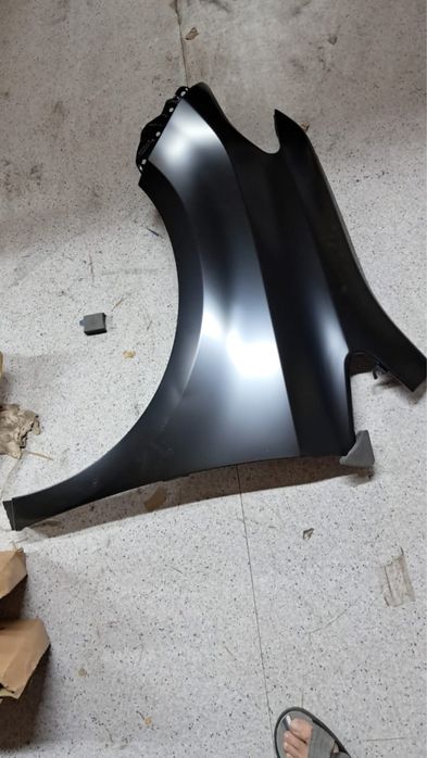 Крыло Toyota Sienna