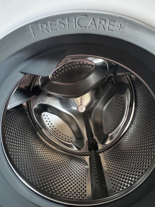 Пералня Whirlpool FFB 7438 BV EE - слим