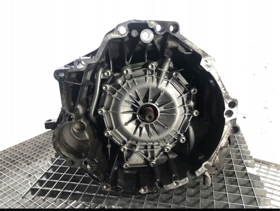 Автоматична скоростна кутия Audi A4 A6  GYJ