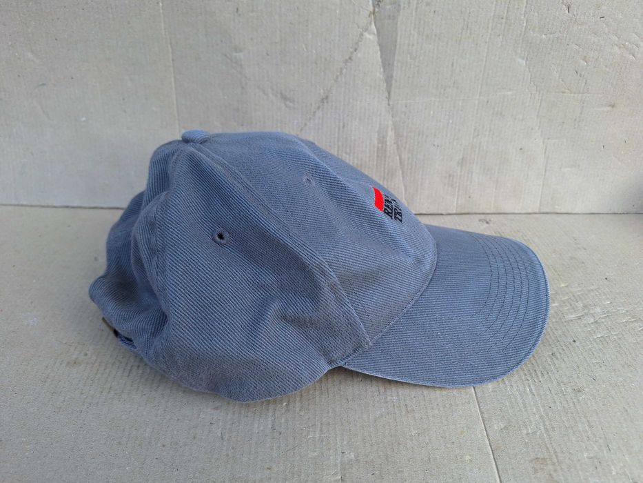 Renault шапка с козирка Рено