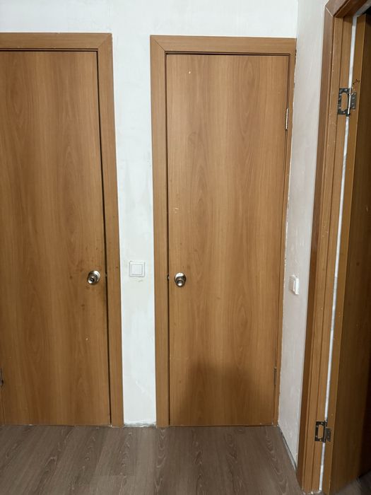 Продам межкомнатную дверь