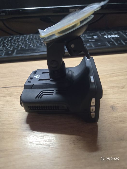 Продам регистратор 3 в 1 Subini XT 9