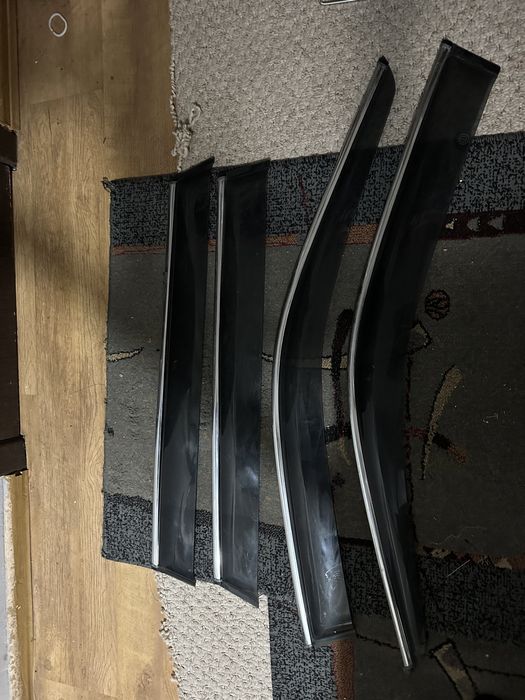 Продажа  Ветровики на ВМW в хорошом ест ун