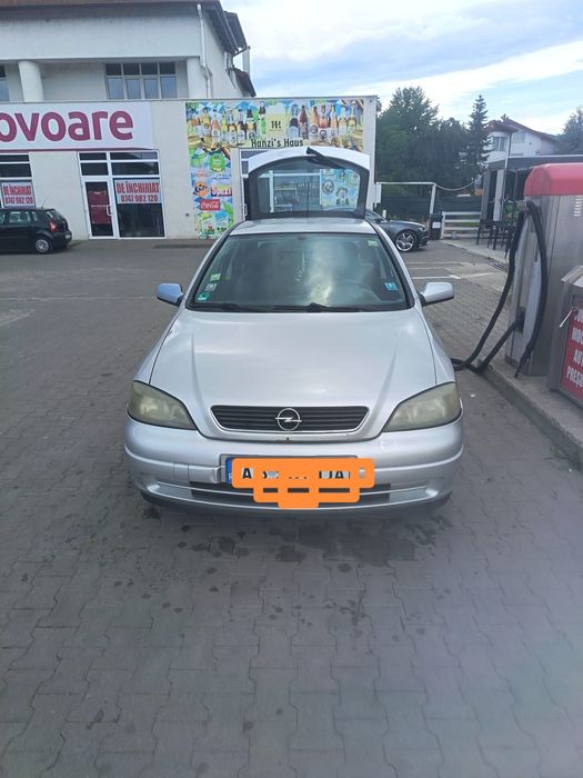 Vând Opel Astra g