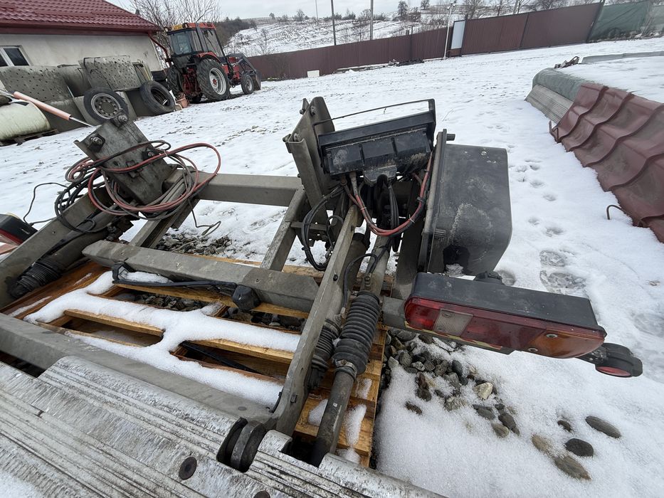 Oblon/ lift hidraulic 24V  de la 7.5T in sus