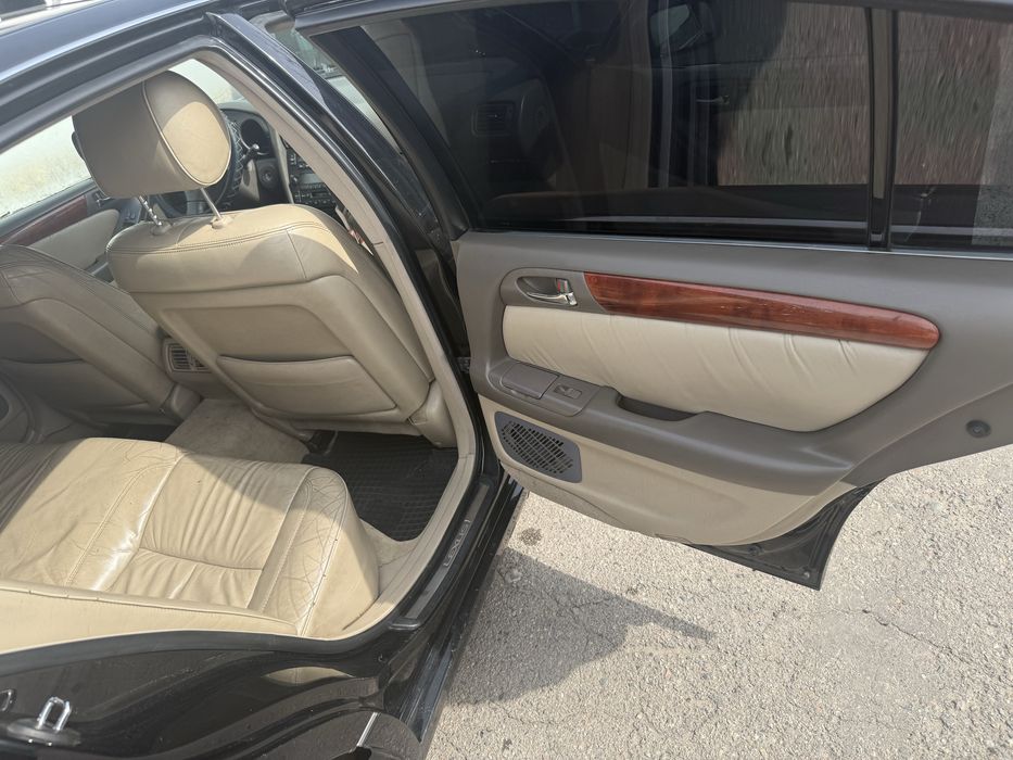 Продам машину Лексус gs300