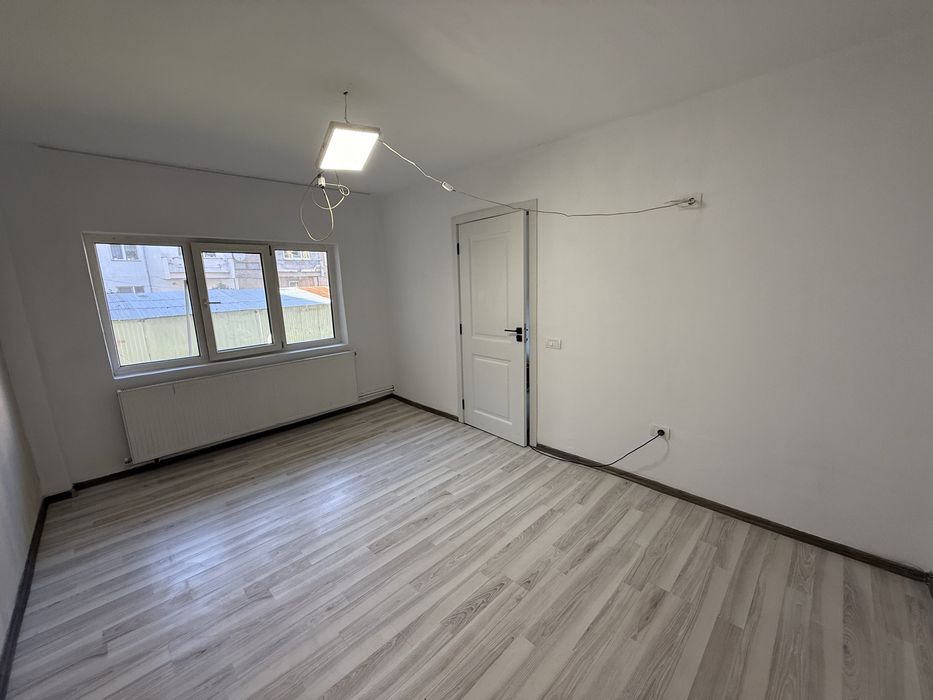 Garsoniera  renovata, izolata