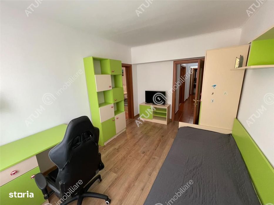 Apartament 3 camere decomandate 2 balcoane in zona centrala Sibiu