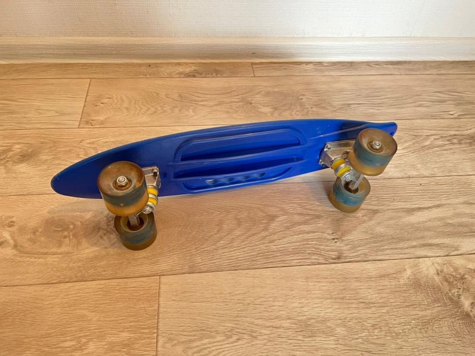 Продается  самокат и скейтборд
