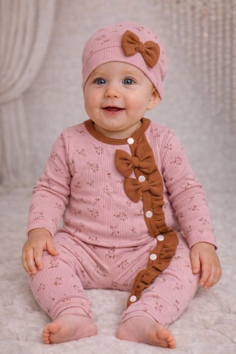 Бебешки гащеризон с панделка и шапка