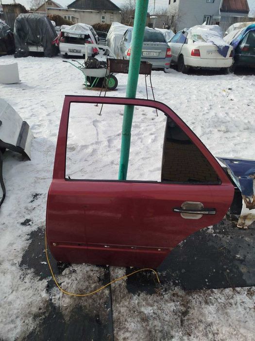 двери на мерседес 124