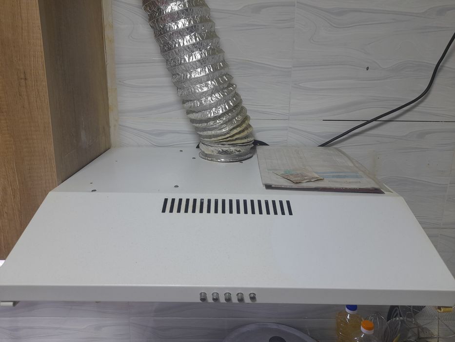 Продам вытяжку ARTEL