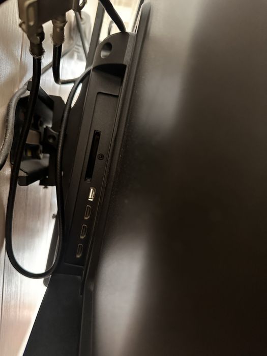 Продается  Смарт телевизор «KONKA”-43