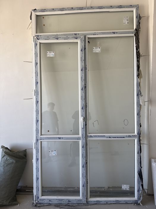 Продам балконные двери