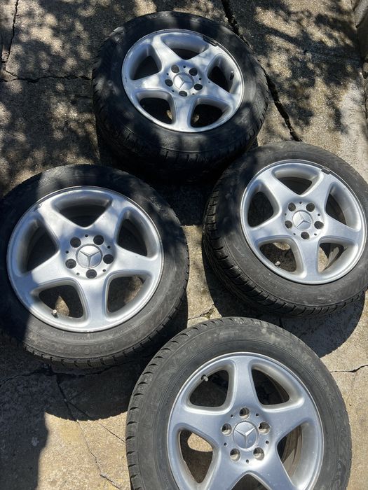 Джанти с зимни гуми 16-ки за mercedes