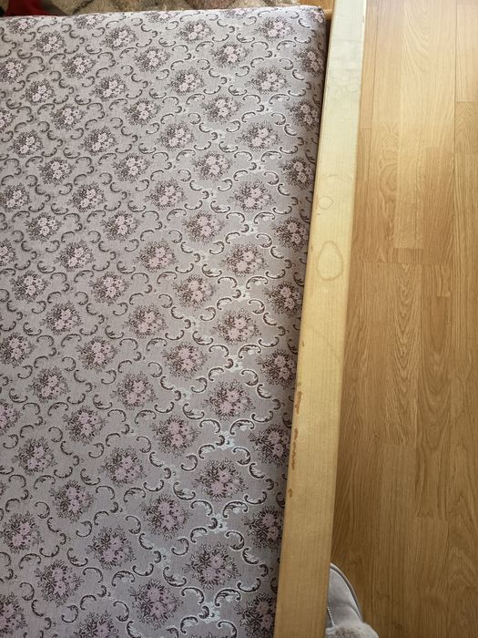 Спешно! Спалня Легло с нощни шкафчета.  Размер 140x200 см