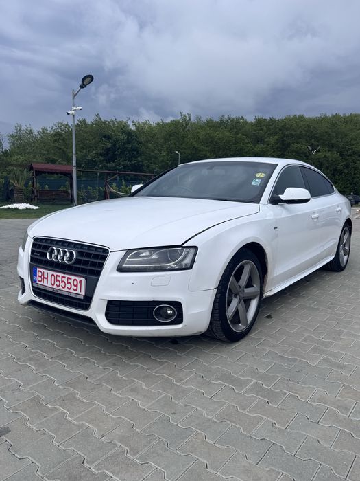 Dezmembrez Audi A5 B8 2.0 TDI 170 CP