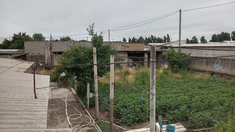 Бош йер сотилади 4 сотик 1 сотиги 8000$ банйа сарай туалет склад насоз