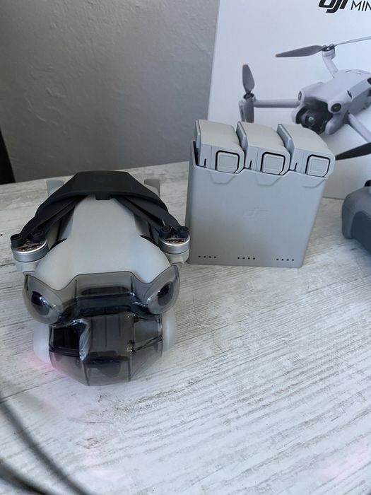 Dji Mini 4 pro fly more combo