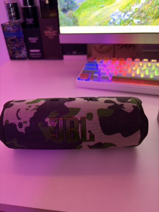 Boxa JBL Flip 7.