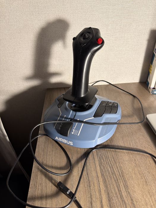 Airbus Thrustmaster Джойстик