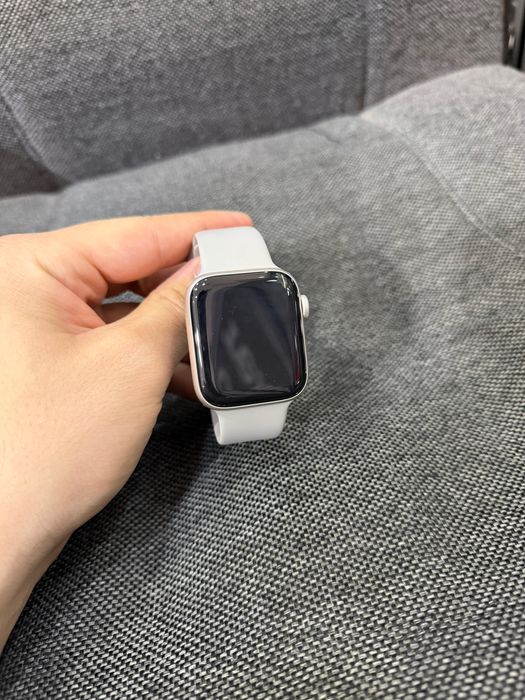 Apple Watch SE 3 44mm
