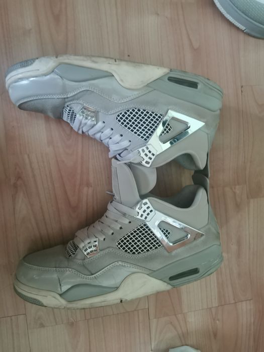 Air jordan 4 frozen moments