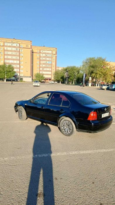 Продам Volkswagen Jetta 1999. Объем 2л.