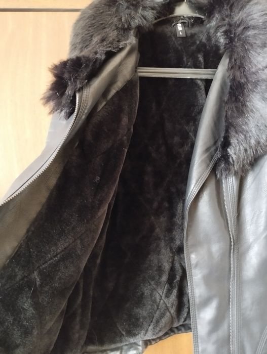 НАМАЛЕНО Чисто ново яке с пухкава подплата