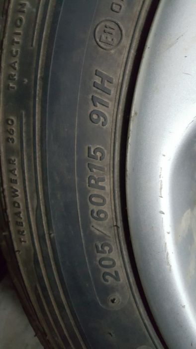 Джанти 15 5х120 с гуми 205 60 15