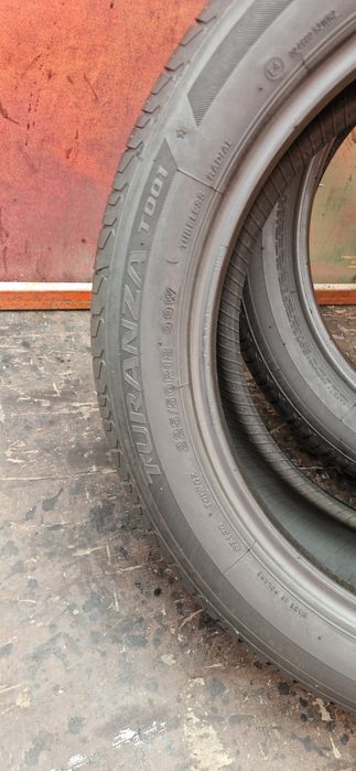 2 Anvelope Bridgestone 225 50 R18 de vara
