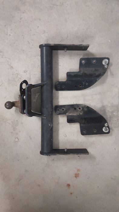 Продавам теглич за Форд Транзит