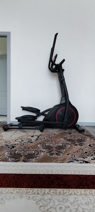 Эллиптический тренажёр