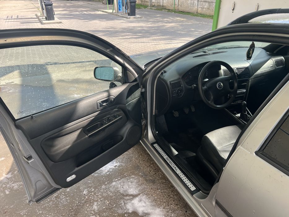 VOLKSWAGEN Golf 2002 — imagine 4