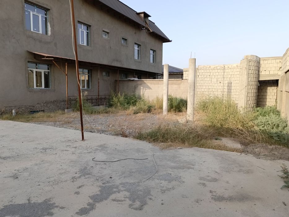 Срочно коттедж сотилади