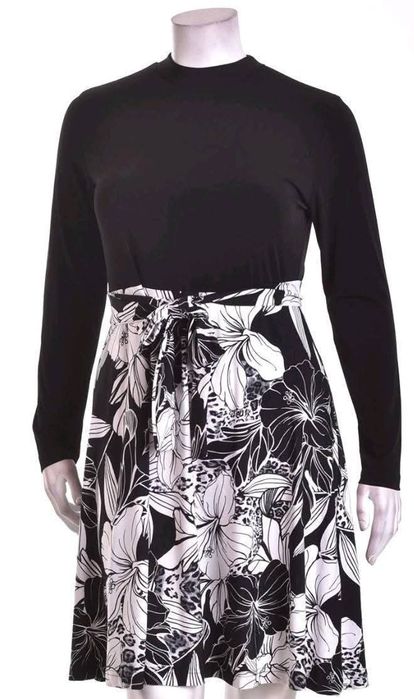 ХЛ разкроена немска рокля